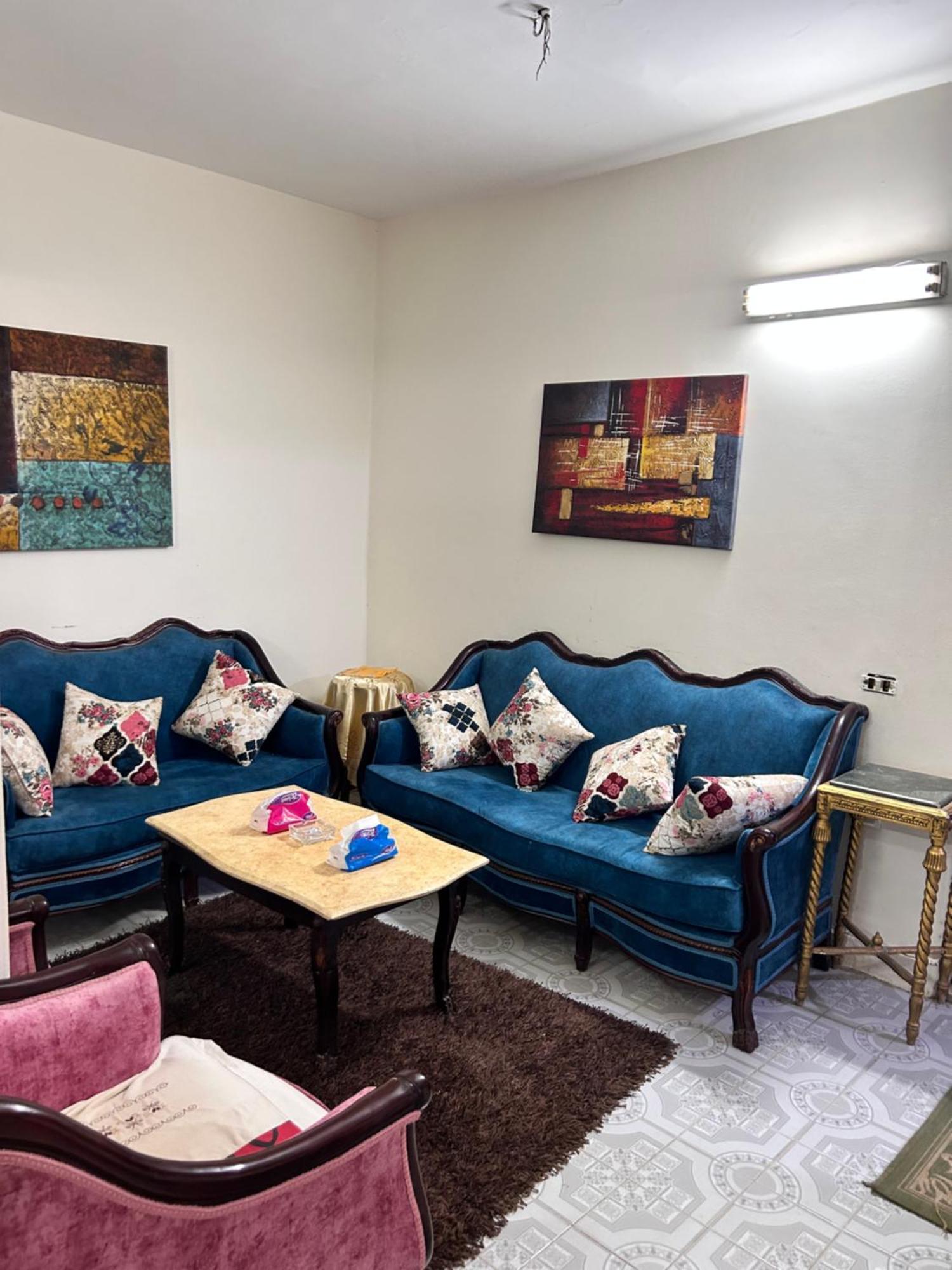 Makram Ebeid Studio Apartment *